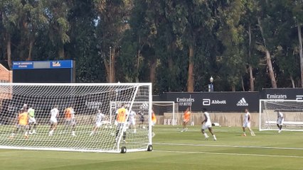 Real Madrid inició entrenamientos en Los Ángeles con Benzema unido al grupo