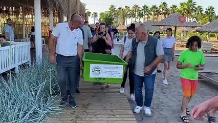 Tedavisi tamamlanan 30 yaşındaki kaplumbağa, uydu cihazı takılıp denize bırakıldı