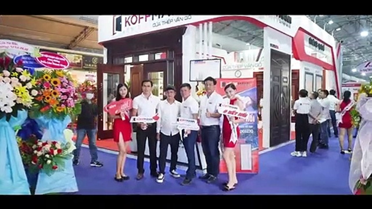 Cửa_thép_vân_gỗ Koffmann “rực sáng” tại Vietbuild Tp HCM 2022