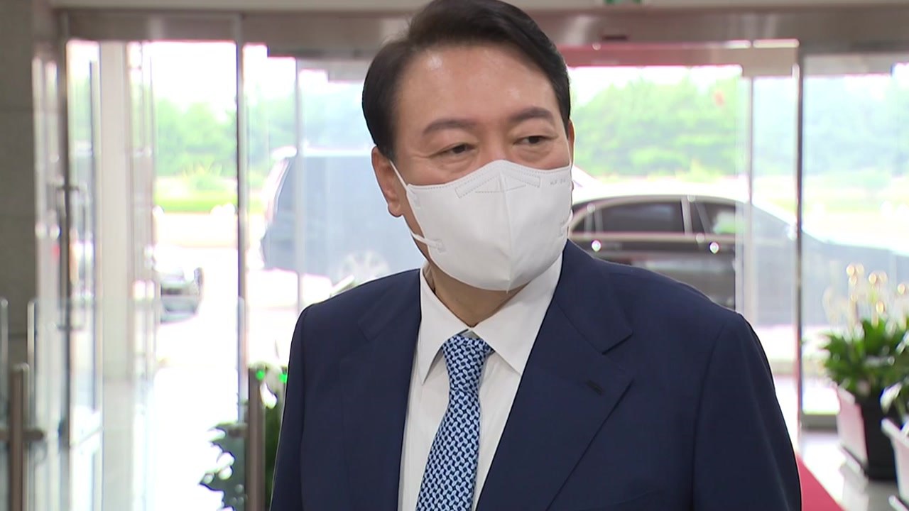 [뉴스라이브] 윤 대통령 비판하는 與 대변인?...국민의힘 '이대남' 박민영 / YTN