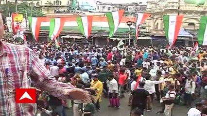 830 AM SHOW: হাওড়া থেকে শিয়ালদা, ভোর থেকেই ধর্মতলামুখী জনস্রোত, দলে দলে ঢুকছেন কর্মী-সমর্থকরা