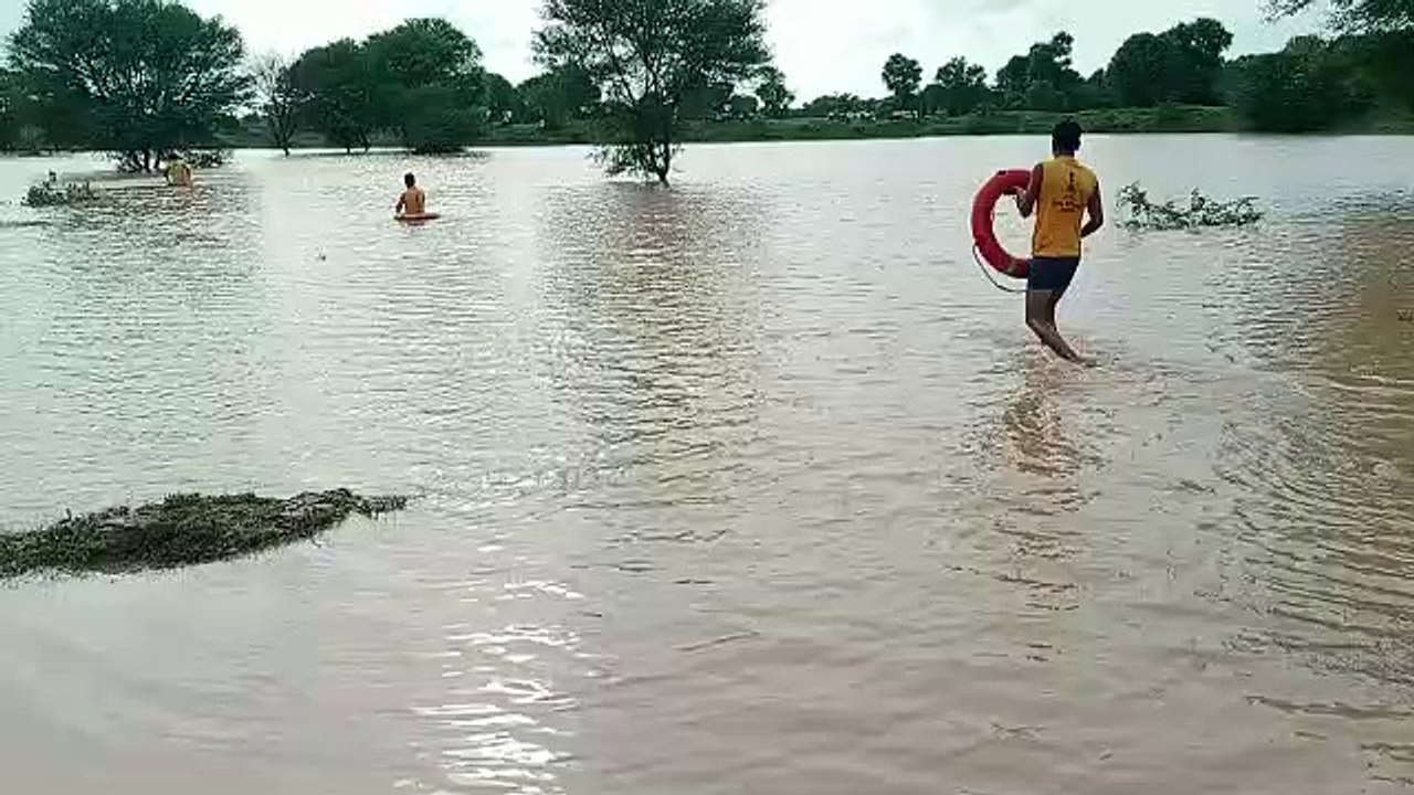 जयपुर में तालाब में डूबने से मासूम की मौत, दूसर...