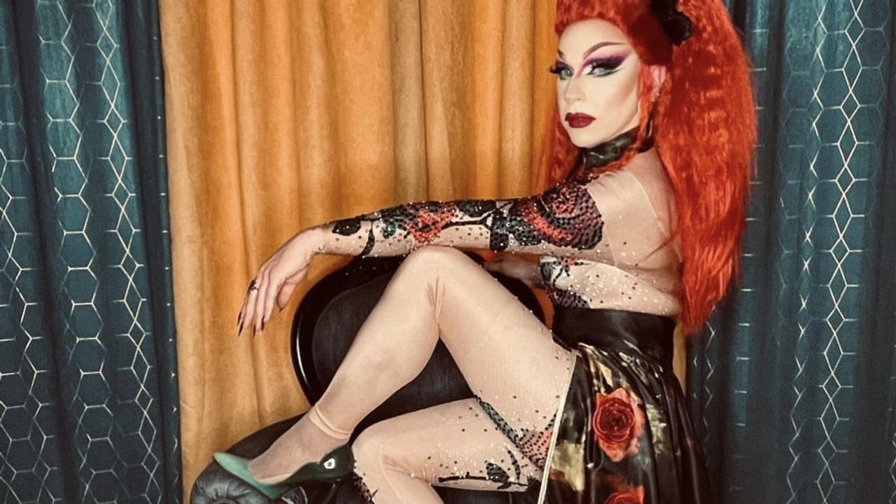 Anthony, coiffeur le jour, drag-queen la nuit : "C’était dur de me dire que je pouvais devenir drag-queen au sein d’une famille conservatrice"