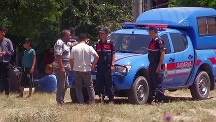 Son dakika haberleri! AFYONKARAHİSAR - Eşi tarafından silahla vurulan kadın ağır yaralandı