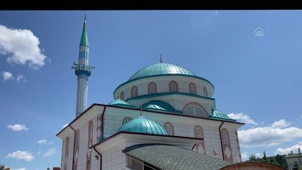 Yuva köyünde su kaynaklarında temizlik çalışmaları sürüyor