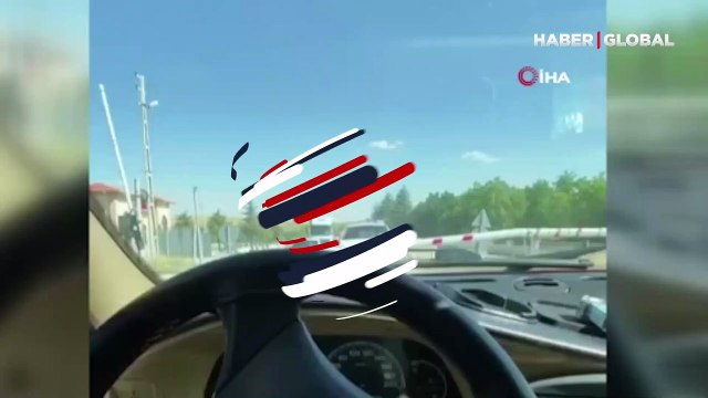 Sürücüyü şoke eden görüntüler! Araç kamerası o anları böyle kaydetti