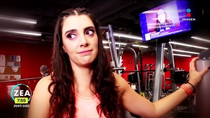 Marlene Stahl y Atalo Mata Othón se enfrentan a una clase de yoga