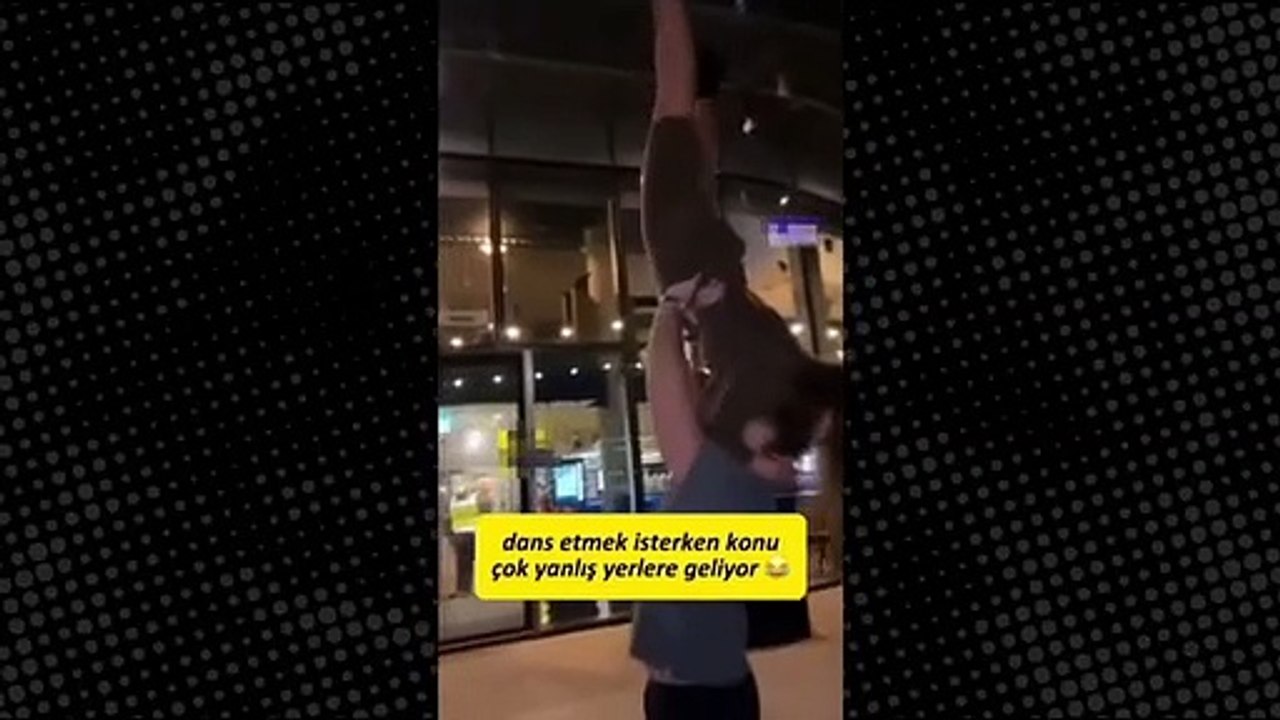 Dans etmek isteyen genç kız büyük tehlike atlattı, bir de üstüne çıplak kaldı