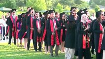 Erciyes Üniversitesi İktisadi ve İdari Bilimler Fakültesinde mezuniyet sevinci