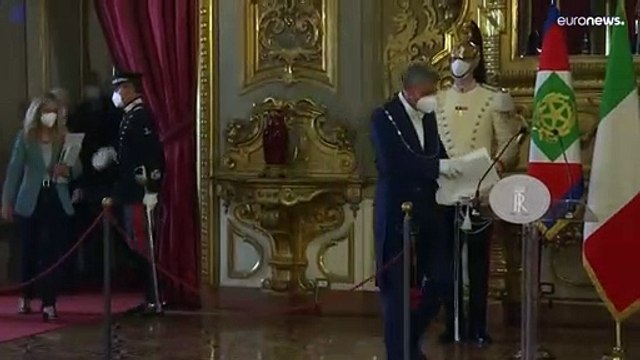 El presidente de Italia disuelve el Parlamento y anuncia elecciones anticipadas