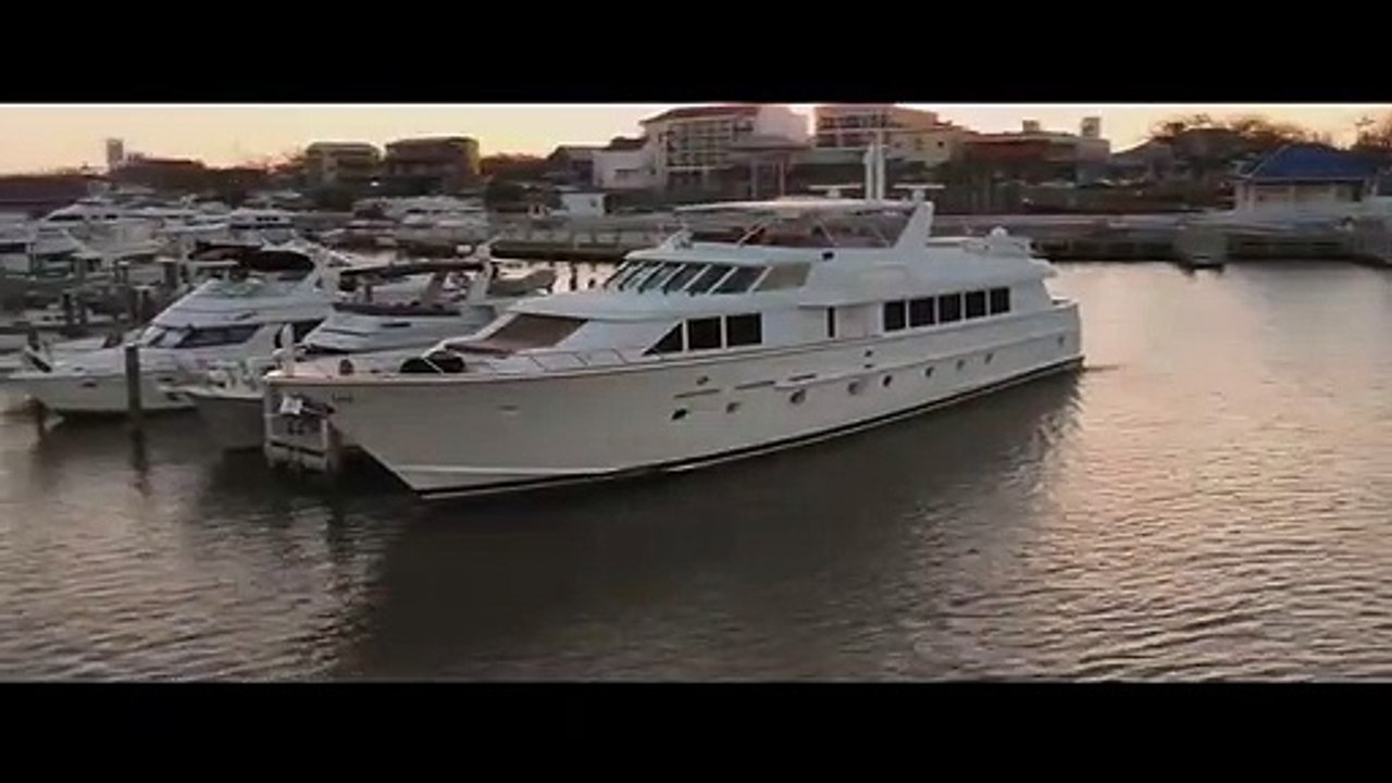 STOWAWAY Official Trailer (2022)