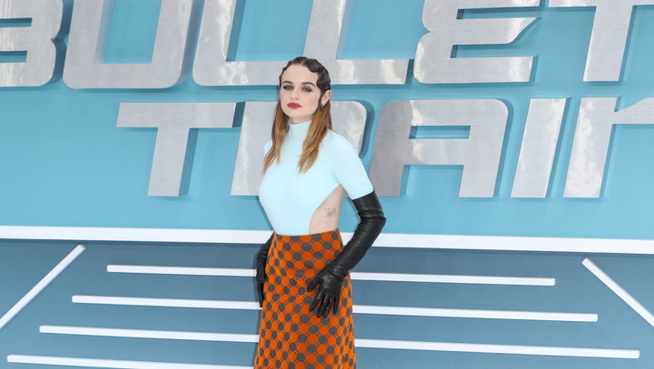 Heiß: Joey King im durchsichtigen Schwarzen