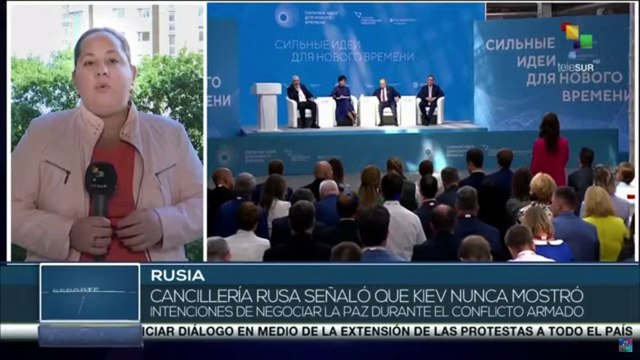 Portavoz presidencial Dmitri Peskov afirmó que Rusia sigue dispuesta a negociar la paz con Ucrania