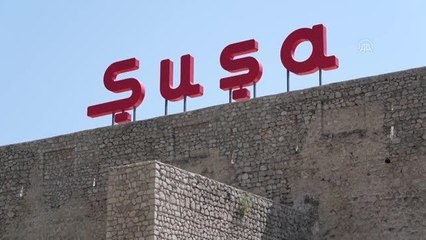 Bakan Yanık ve Azerbaycanlı Komite Başkanı Muradova, Şuşa'da "birlik" mesajı verdi