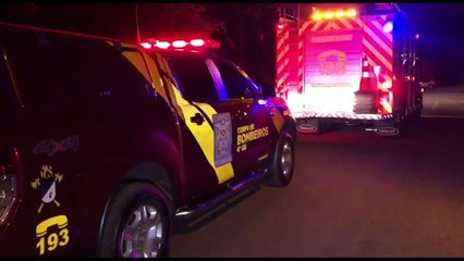 Corpo de Bombeiros e Defesa Civil são acionados após muro cair sobre residência no Bairro Canadá
