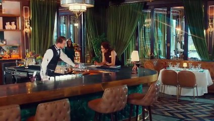 El hombre equivocado (Bay Yanlis) - Capítulo 1 en Español completo