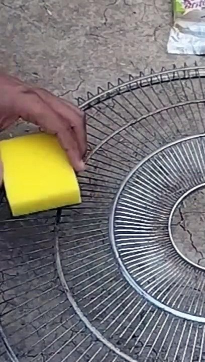 how to clean fan.
