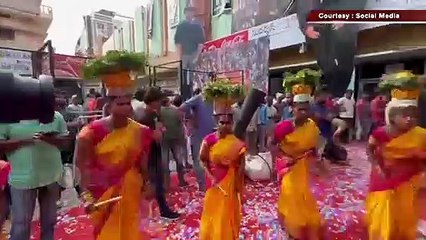 Sushmita's Ex-BF Rohman In Tears, Priyanka Holds Daughter Malti, Nysa Devgn's Video Goes Viral|Top10