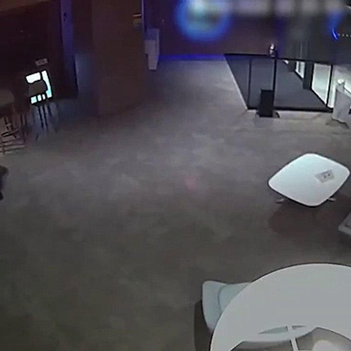 Los Mossos detienen a los autores de una decena robos en entidades bancarias de Barcelona