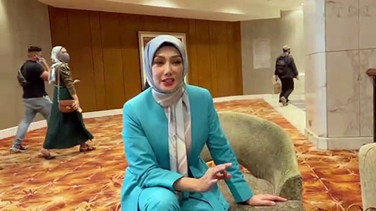 Siapa Cakap Erra Fazira Tak Pernah Naik Jerawat_