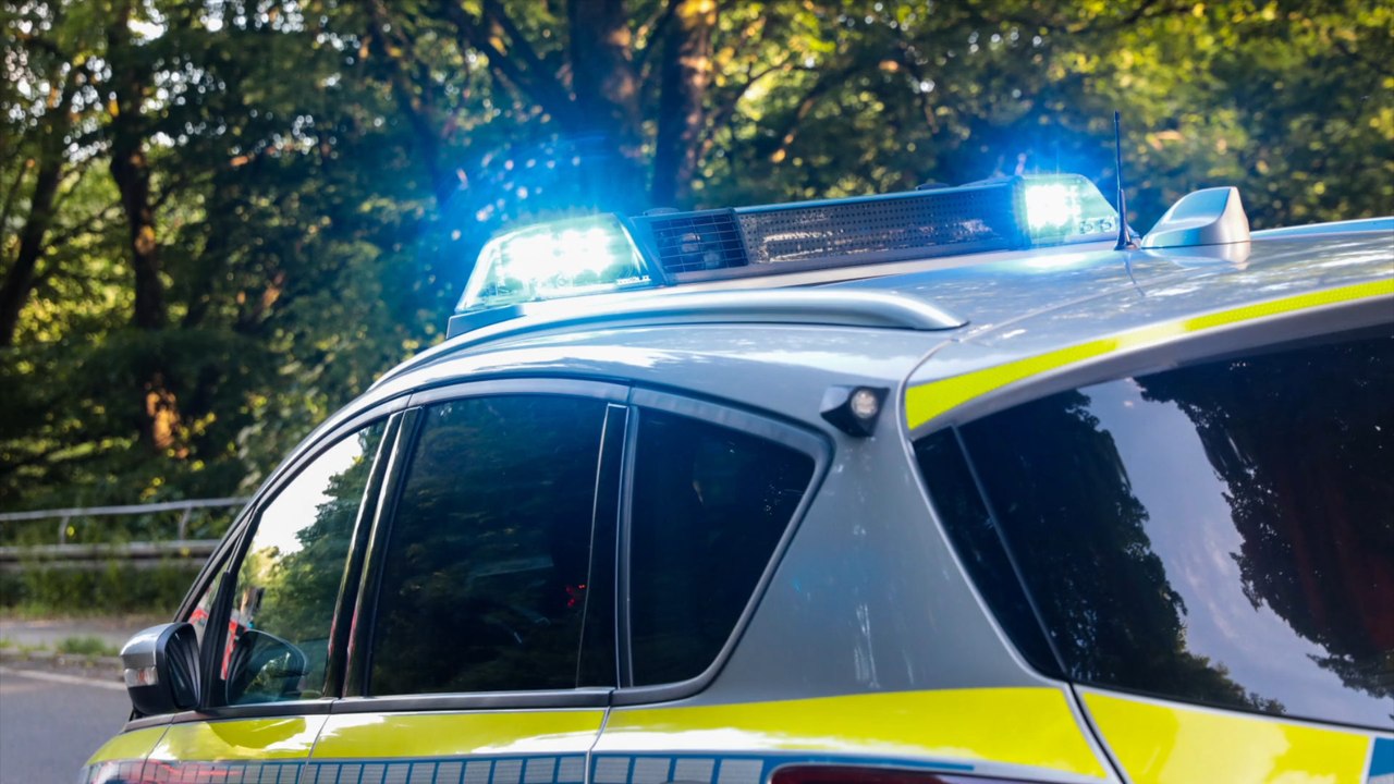 Köln: Geldtransporter beschossen und überfallen