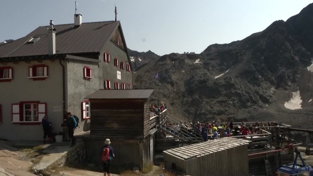 Dal Marocco al rifugio a 3.000 metri: la nuova vita di Halima