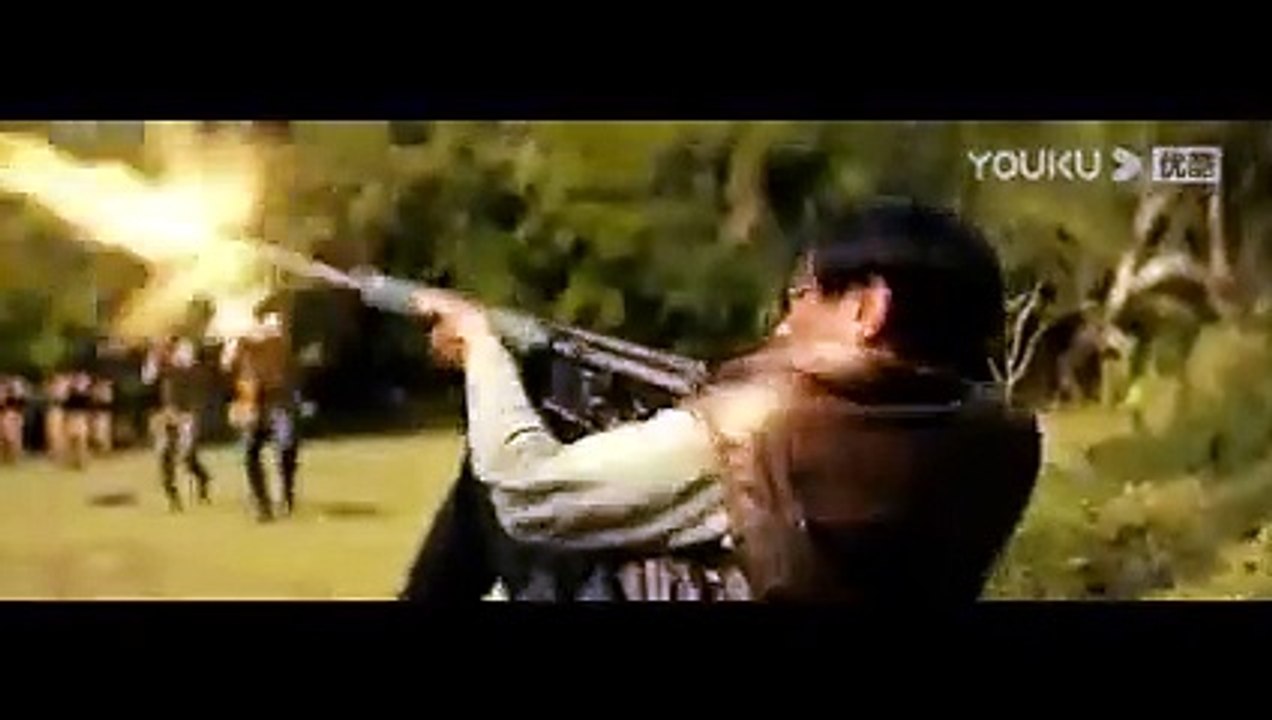 Monty Python vs. Prehistoric Tyrannosaurus Rex! Unexpectedly, the python was killed by ONE move?