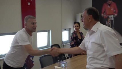 Son dakika haber | Fenerbahçe'nin Eski Futbolcularından Lütfü Savaş'a Ziyaret