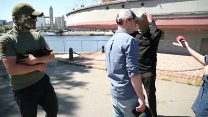 Rescatan a un gato de la isla de las Serpientes