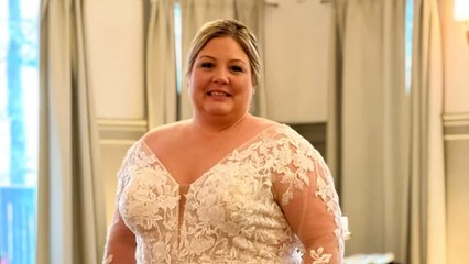 Facebook Group Gives Away Free Wedding Dresses To Brides