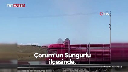 Çorum'da yolda çıkan hortum kameraya yansıdı