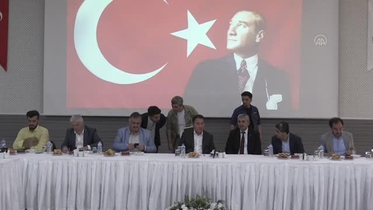 DEVA Partisi Genel Başkanı Babacan, STK temsileri ve gazetecilerle buluştu
