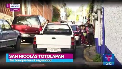 Niños y papás se convierten en "toreros" para capotear vehículos en la Magdalena Contreras