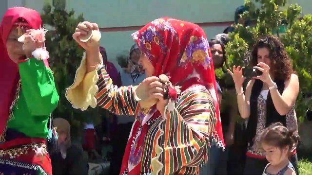 Sındırgı Düvertepe Kaşık Oyunu