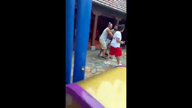 EUA. Confronto entre famílias na Disney World resulta em duas detenções