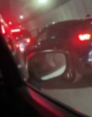 Revelan video de violenta encerrona que sufrieron dos mujeres en Santiago