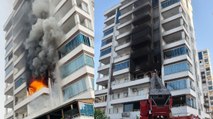Adana’da 10 katlı apartmanda korkutan yangın