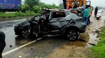 मौत का नेशनल हाइवे,  बेकाबू कार चालीस फीट उड़ती हुई दूसरी लेन में घुसी. हाथ और गर्दन कटे, दो की मौत