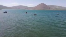 (FPV Dron) 2 bin rakımlı Balık Gölü, flyboard sporcularını ağırladı (1)