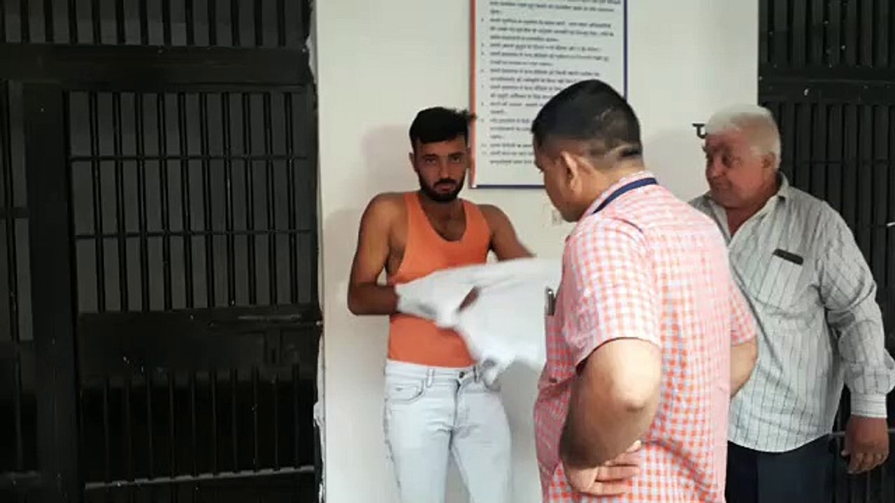 Reet Exam: फर्जी परीक्षार्थी बने बाड़मेर के शिक्...