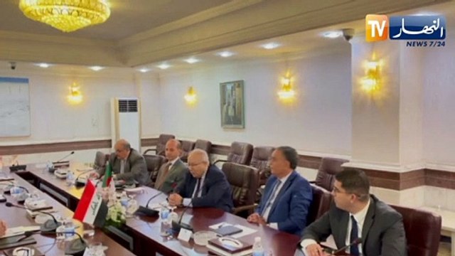 وزير الشؤون الخارجية يحل ببغداد في زيارة عمل تدوم يومين