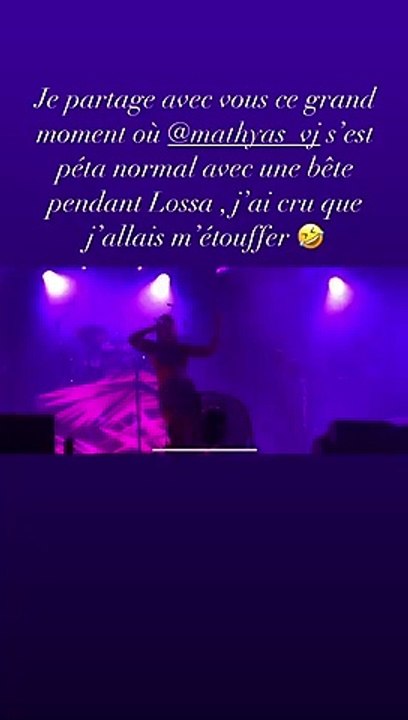 Amel Bent en concert, le 22 juillet 2022.