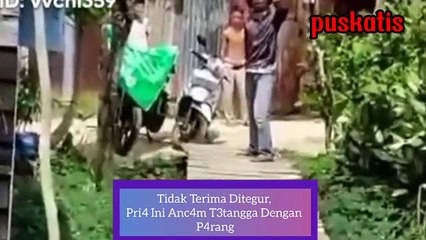 Viral,tidak terima ditegur tetangga gegara parkir motor,pemuda ini ancam pakai parang