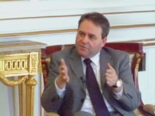 Xavier bertrand sur les retraites - 002