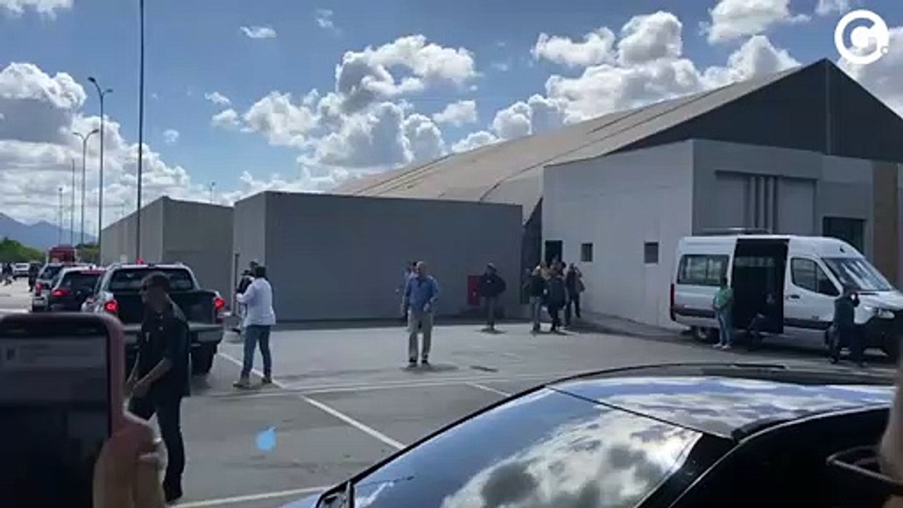 Bolsonaro deixa aeroporto e se prepara para motociata