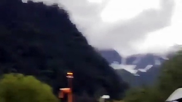 Tsunami After Alaska 8.2 Earthquake