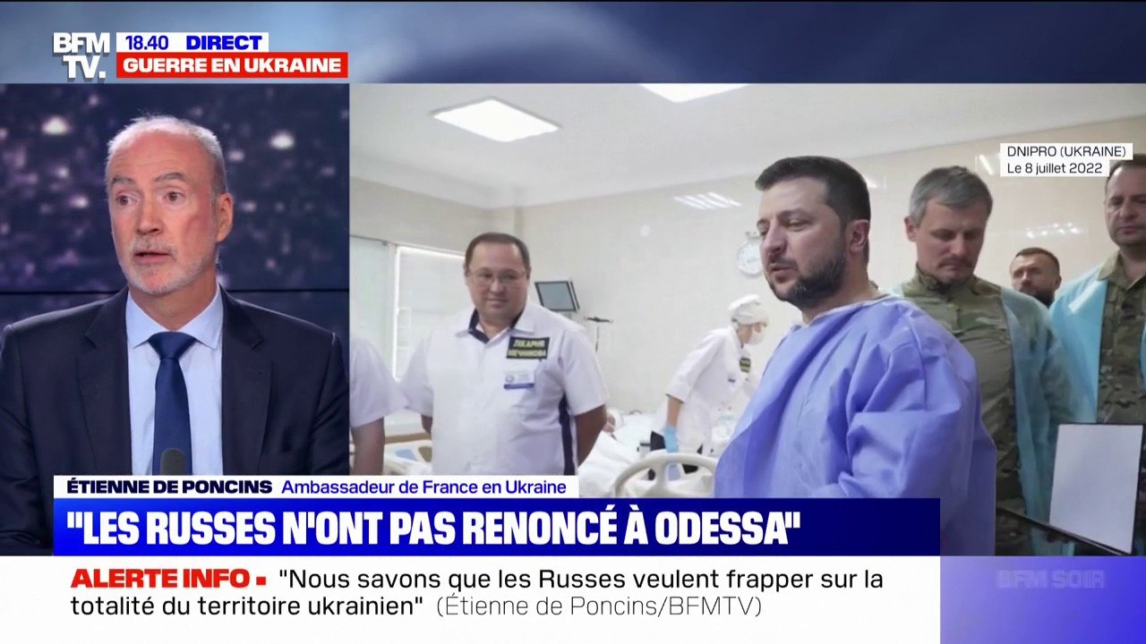 Guerre en Ukraine: au début de l'invasion russe, la France a proposé à Volodymyr Zelensky "de se réfugier à l'ambassade de France"