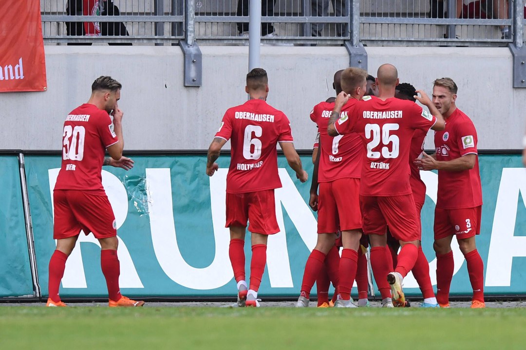 Intensiver Schlagabtausch: RWO feiert gelungenen Saisonauftakt gegen Aachen