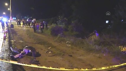 Çöp kamyonuna çarparak devrilen otomobilin sürücüsü hayatını kaybetti