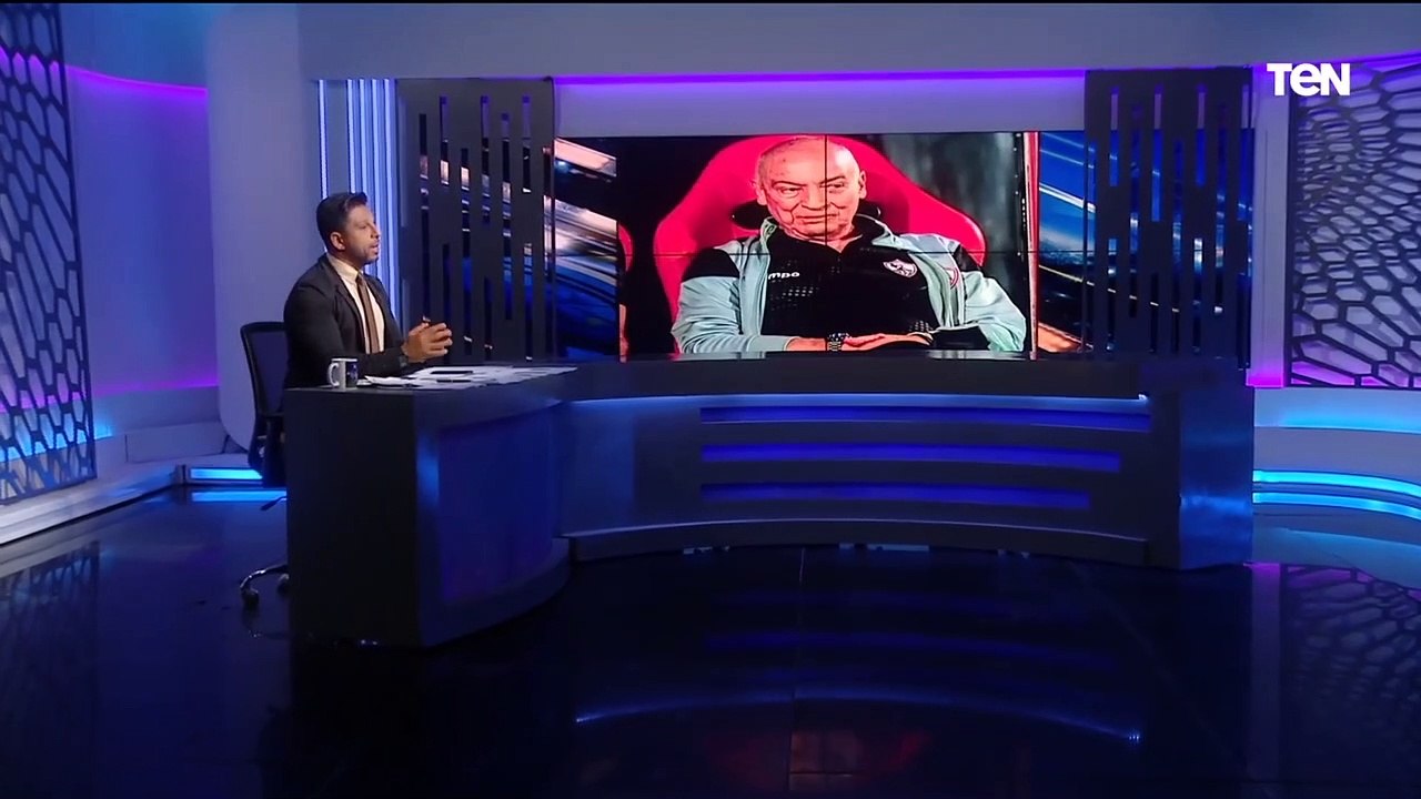 "الفريق بيعاني من مشاكل فنية واستمرار قمصان كان أفضل" تعليق قوي من فاروق على خسارة الأهلي كأس مصر